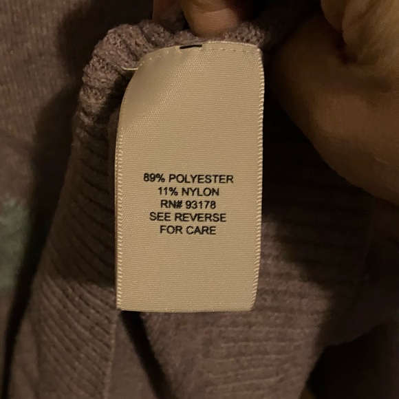 Light Purple and gray Philosophy sweater with stars. - Picture 4 of 5